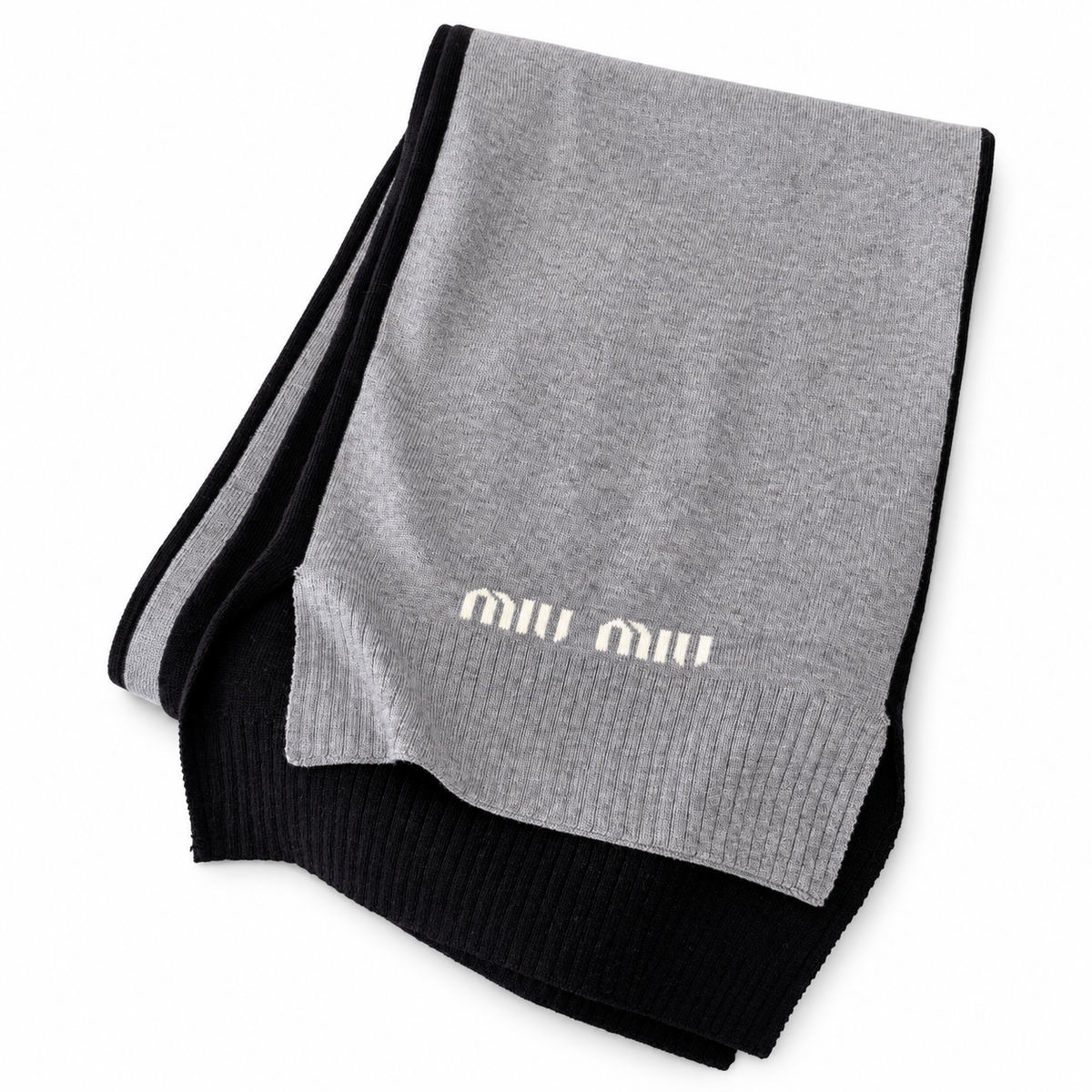 Miu Miu Style Two-Tone Rib-Knit Scarf