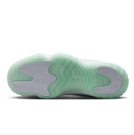Air Jordan 11 Retro Low 'Igloo' Women's