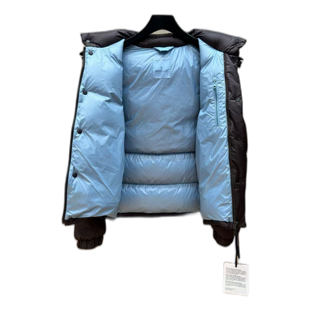 Moncler Oversized Chest-Badge Hooded Puffer Jacket – Wear to Be Seen