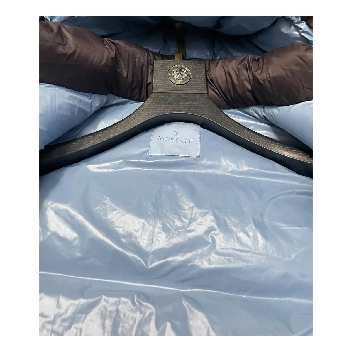 Moncler Oversized Chest-Badge Hooded Puffer Jacket – Wear to Be Seen