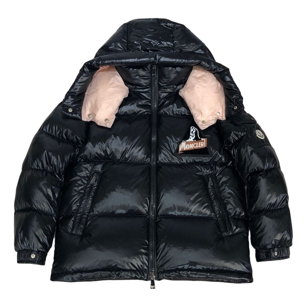 Moncler Mountain-Badge Glossy Short Puffer Jacket – Black