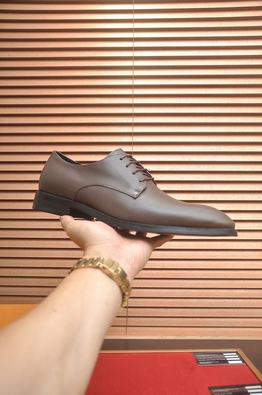 Louis Vuitton Brown Lace-Up Dress Shoes - Low-Profile Dress-Shoe Silhouette