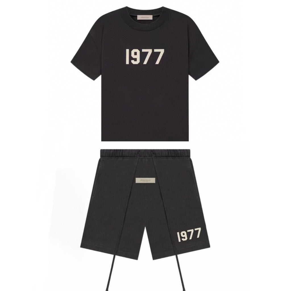 Fear of God ESSENTIALS Relaxed Sweat Shorts